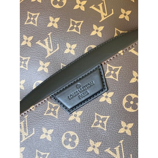 LV DISCOVERY BACKPACK