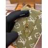 LV POCHETTE ACCESSOIRES