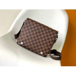 LV DISTRICT PM SHOULDER BAG