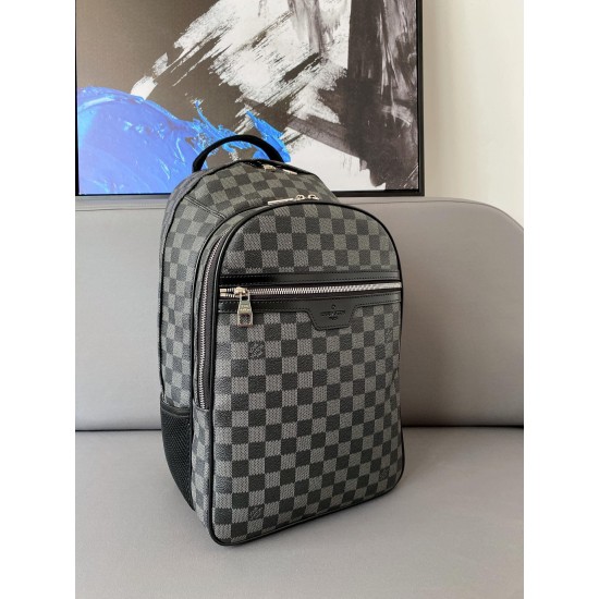 LV MICHAEL RUCKSACK BACKPACK