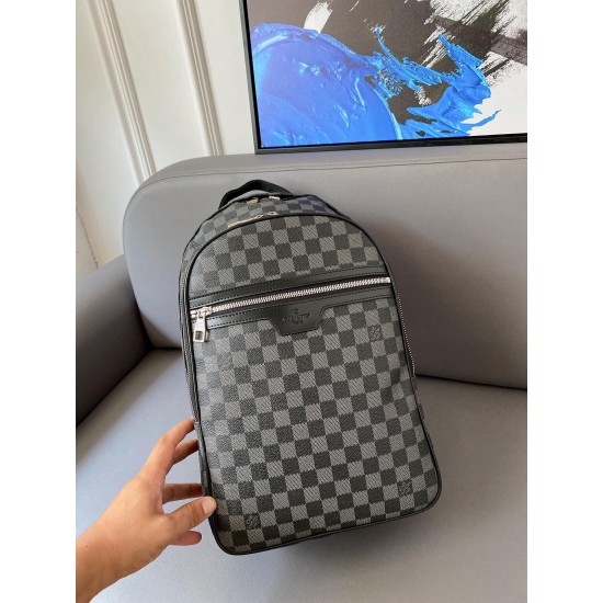 LV MICHAEL RUCKSACK BACKPACK