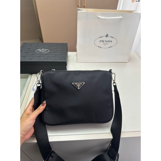 PRADA SAFFIANO-LEATHER SHOULDER BAG