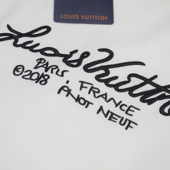 LV letter embroidered shirt